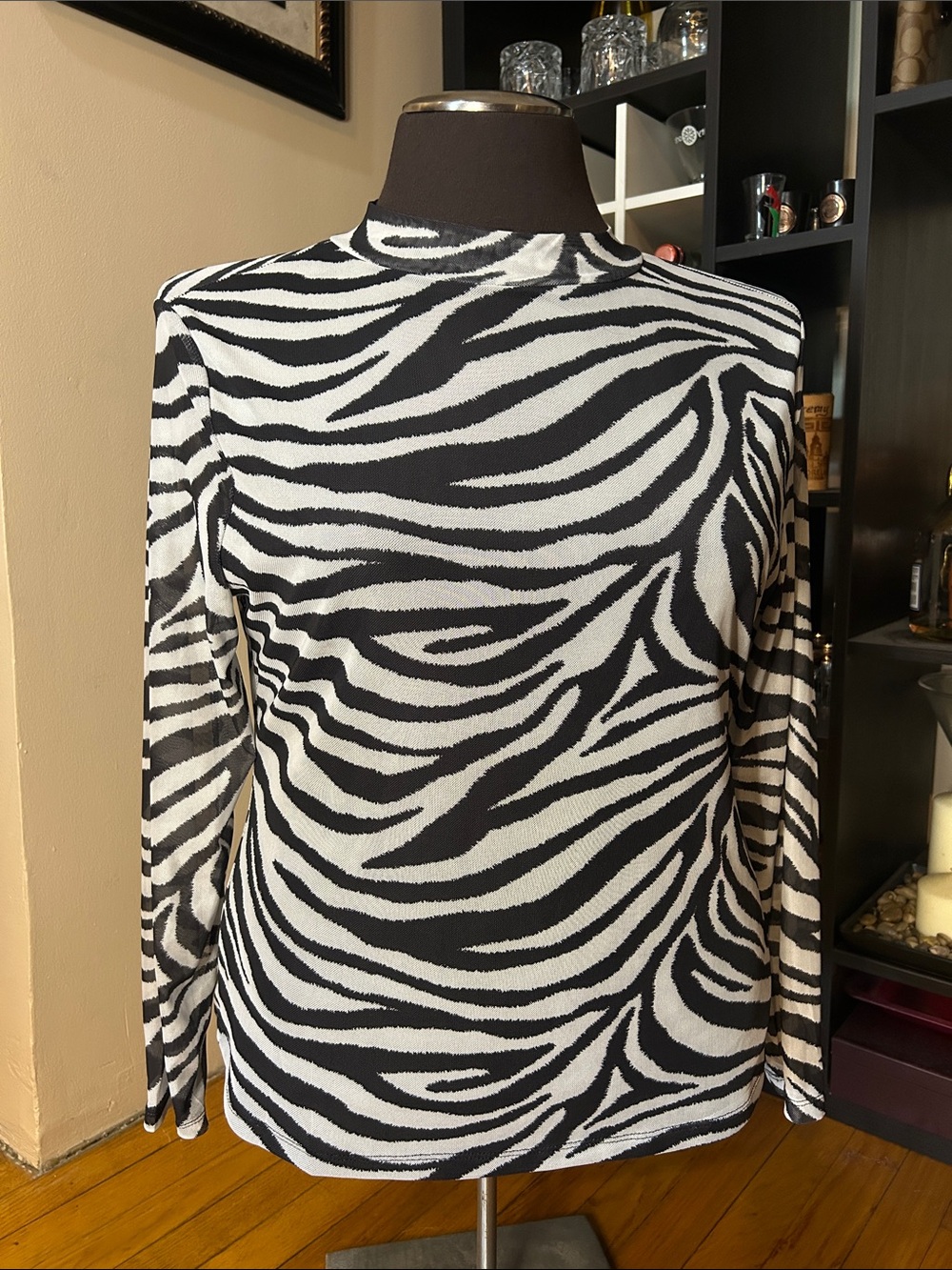 SHEIN Black and White Zebra Print Long Sleeve Tee